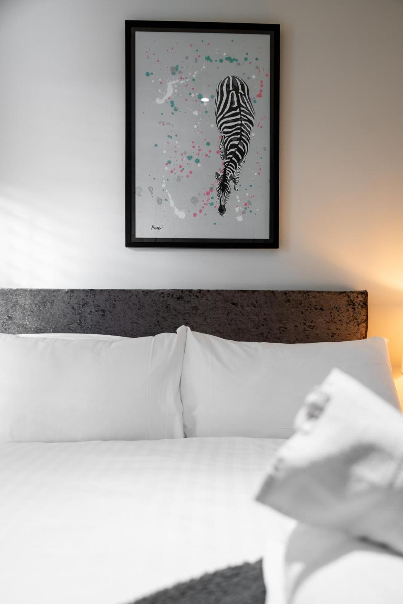 Escape Ordinary At Lough Erne Golf Village Enniskillen Exteriér fotografie